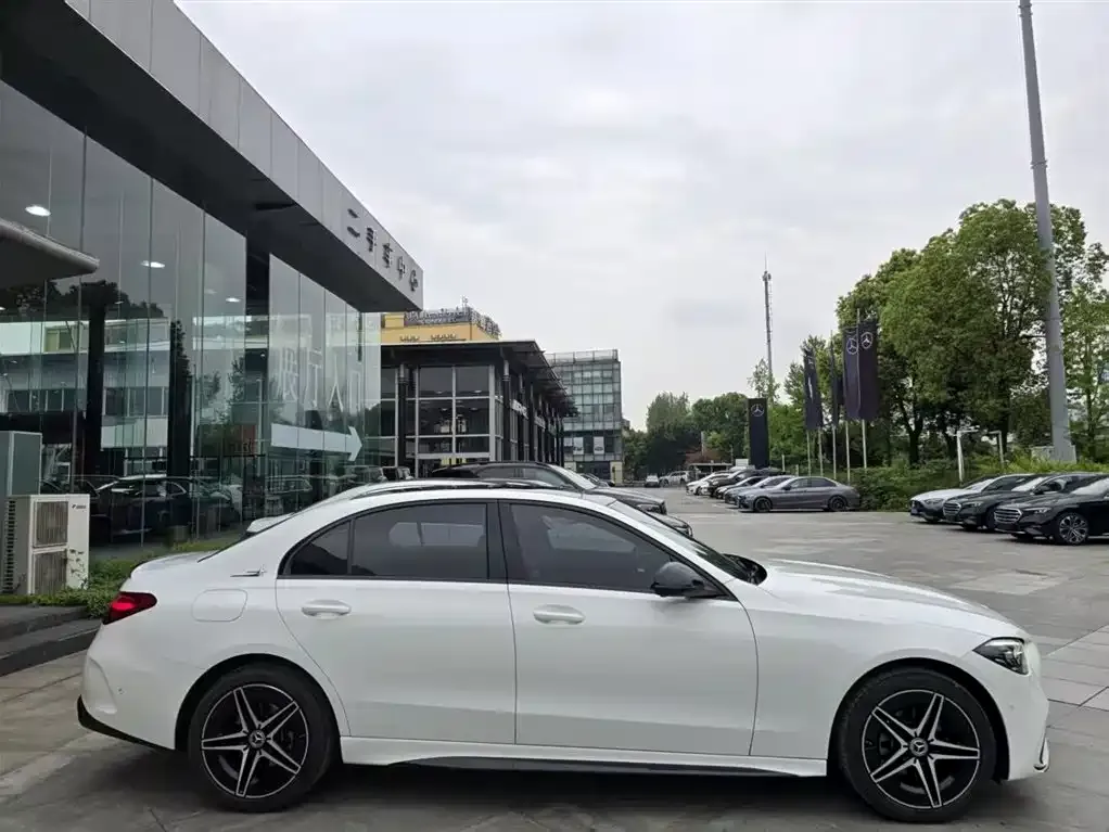 Mercedes-Benz C-Class — фото 4