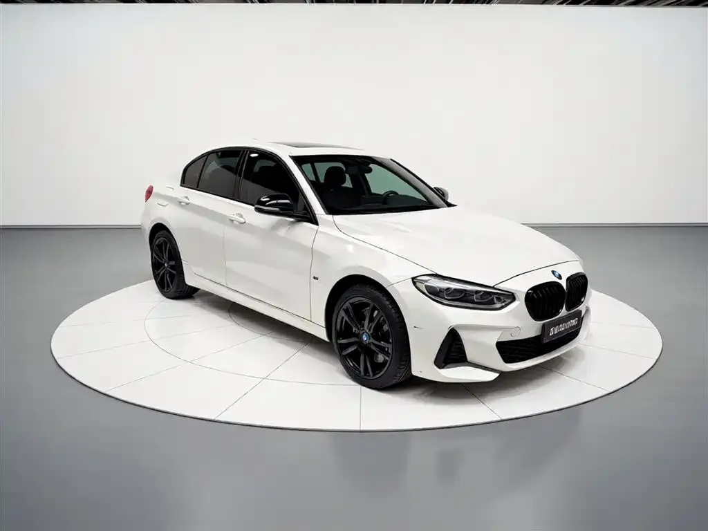 BMW 1 Series 2022 из CN, фото 10