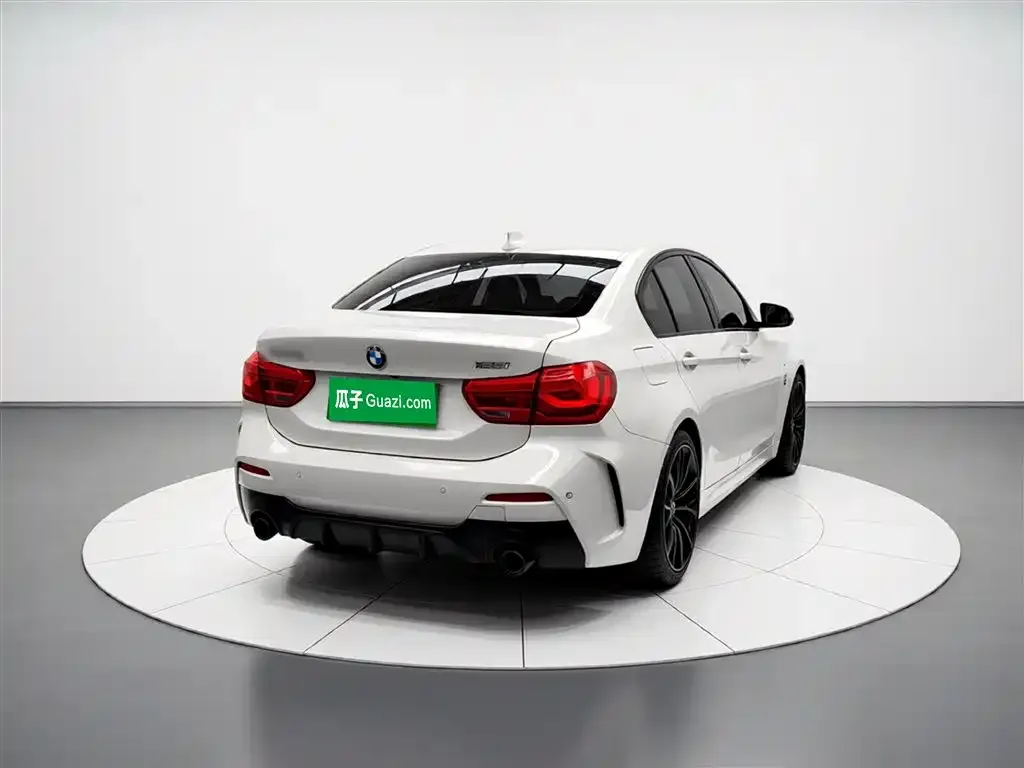 BMW 1 Series 2022 из CN, фото 5