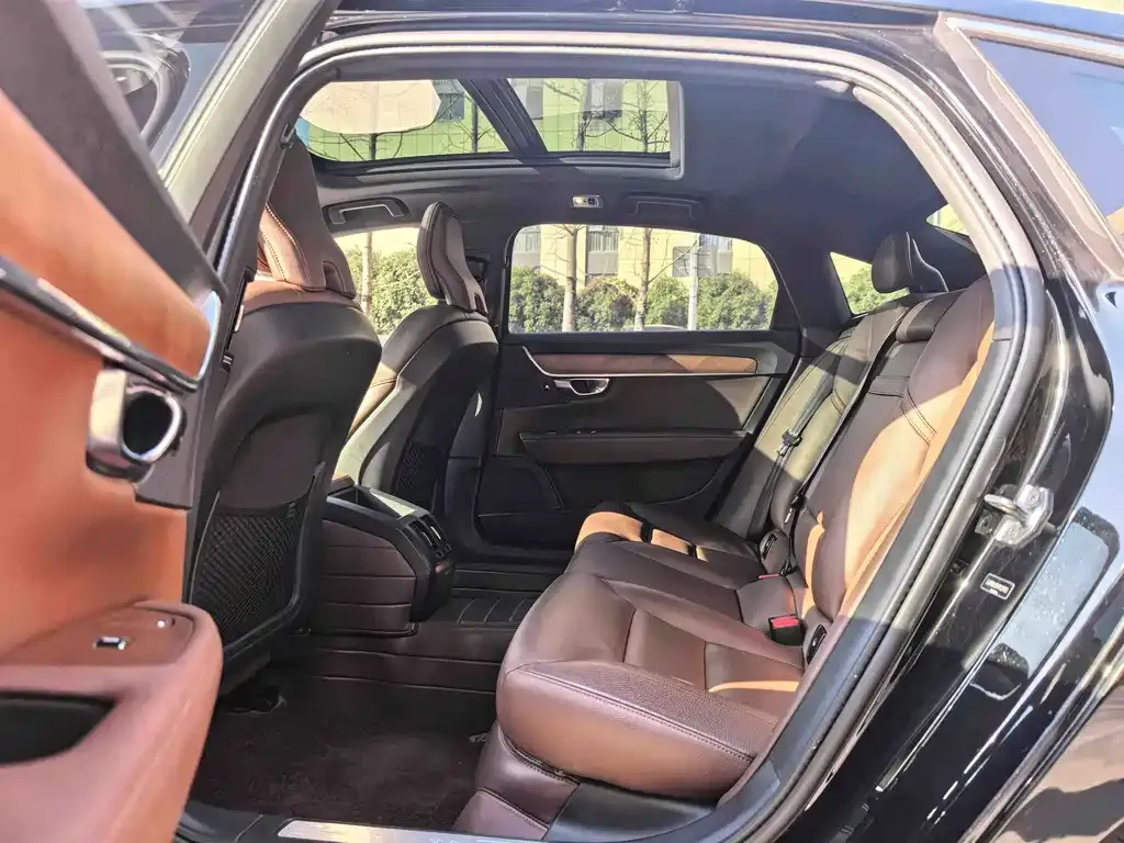 Volvo S90 2021 из CN, фото 7