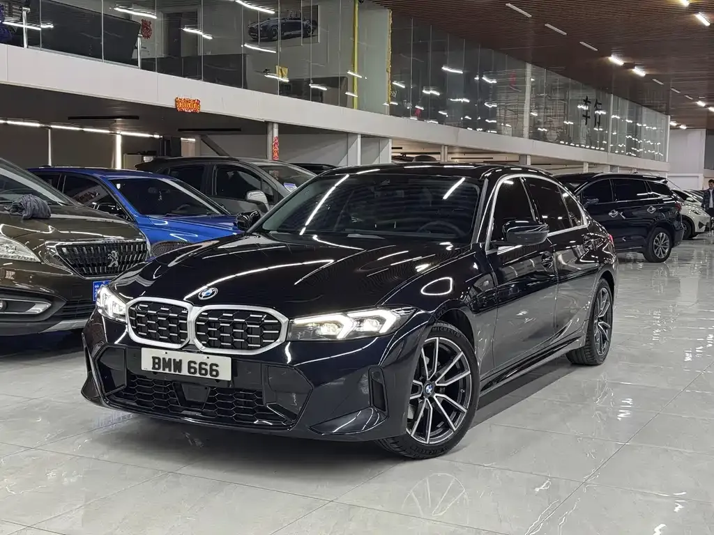 BMW 3 Series — фото 1