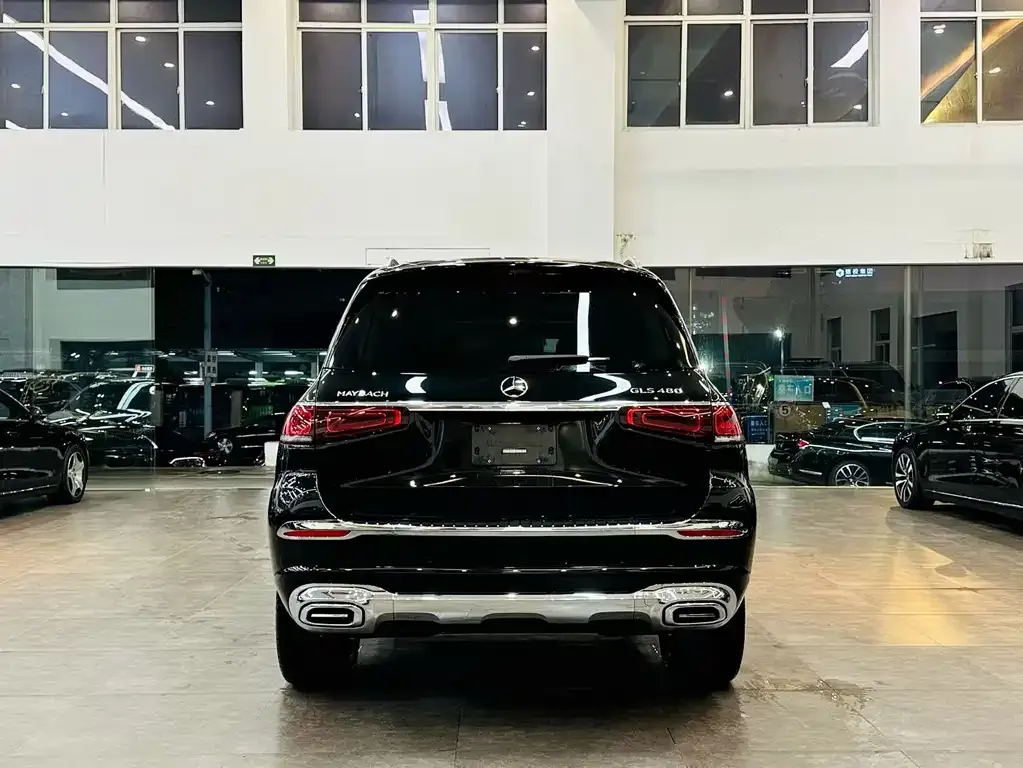 Mercedes-Benz GLS — фото 4