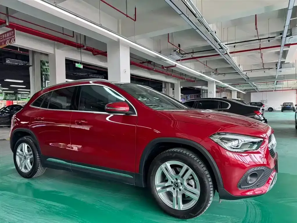 Mercedes-Benz GLA — фото 6