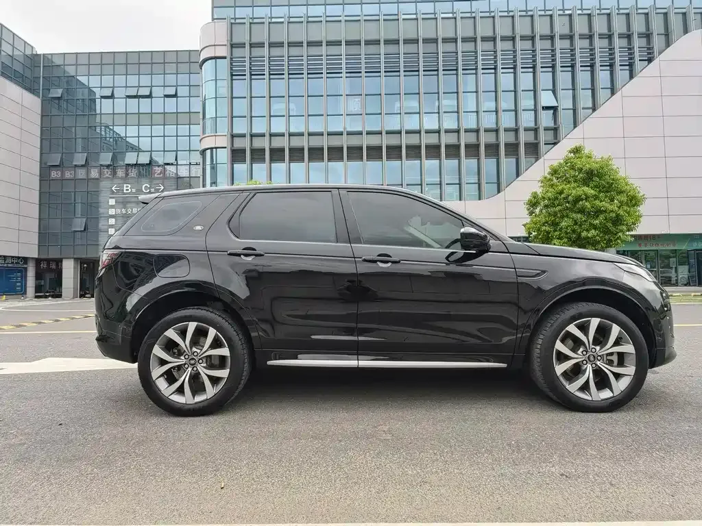 Land Rover Discovery Sport — фото 7