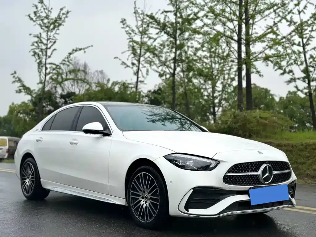 Mercedes-Benz C-Class — фото 1