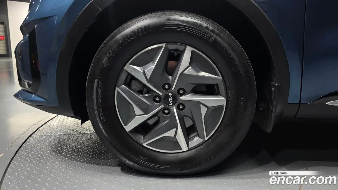 Kia Sorento — фото 9