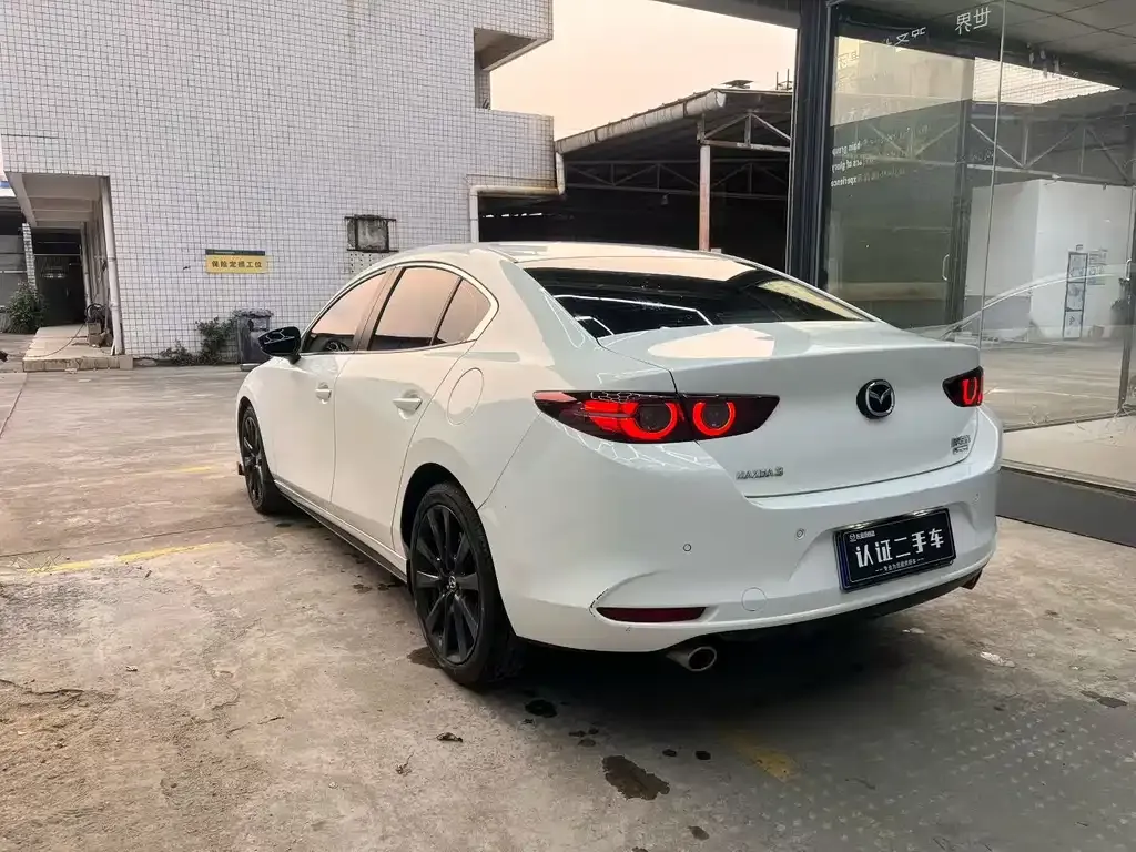 Mazda 3 Axela 2024 из CN, фото 8