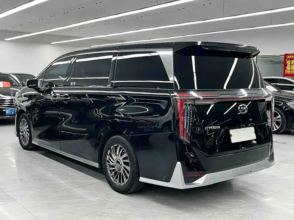 GAC Motor Trumpchi M8 — фото 2
