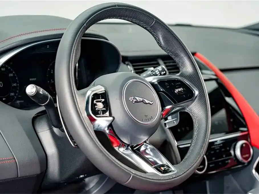 Jaguar E-PACE 2023 из CN, фото 10