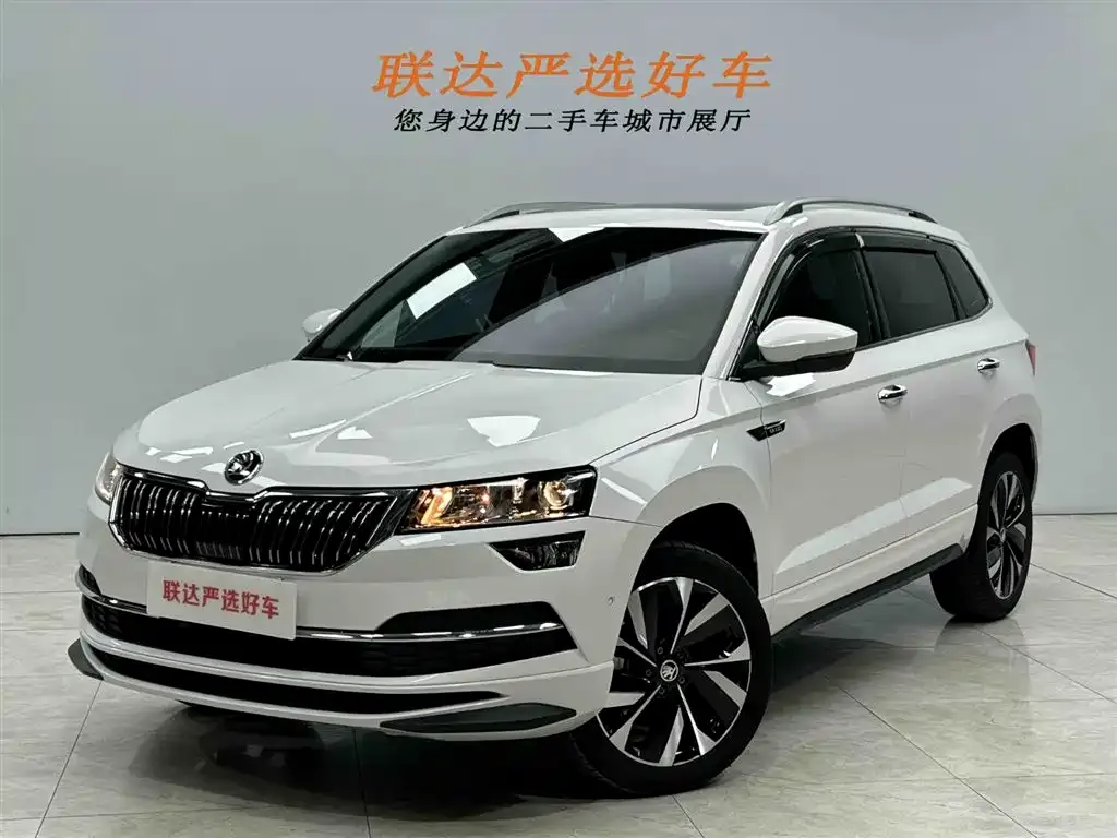Skoda Karoq — фото 1