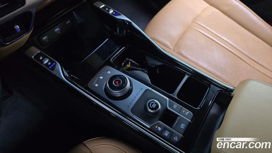 Kia Sorento — фото 7