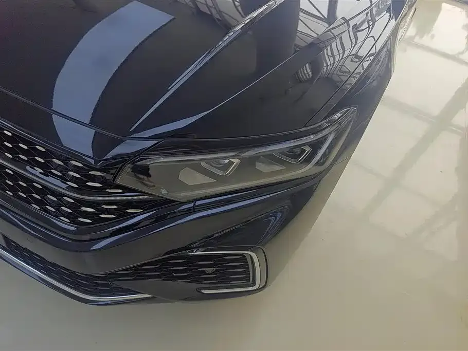Volkswagen Passat — фото 4