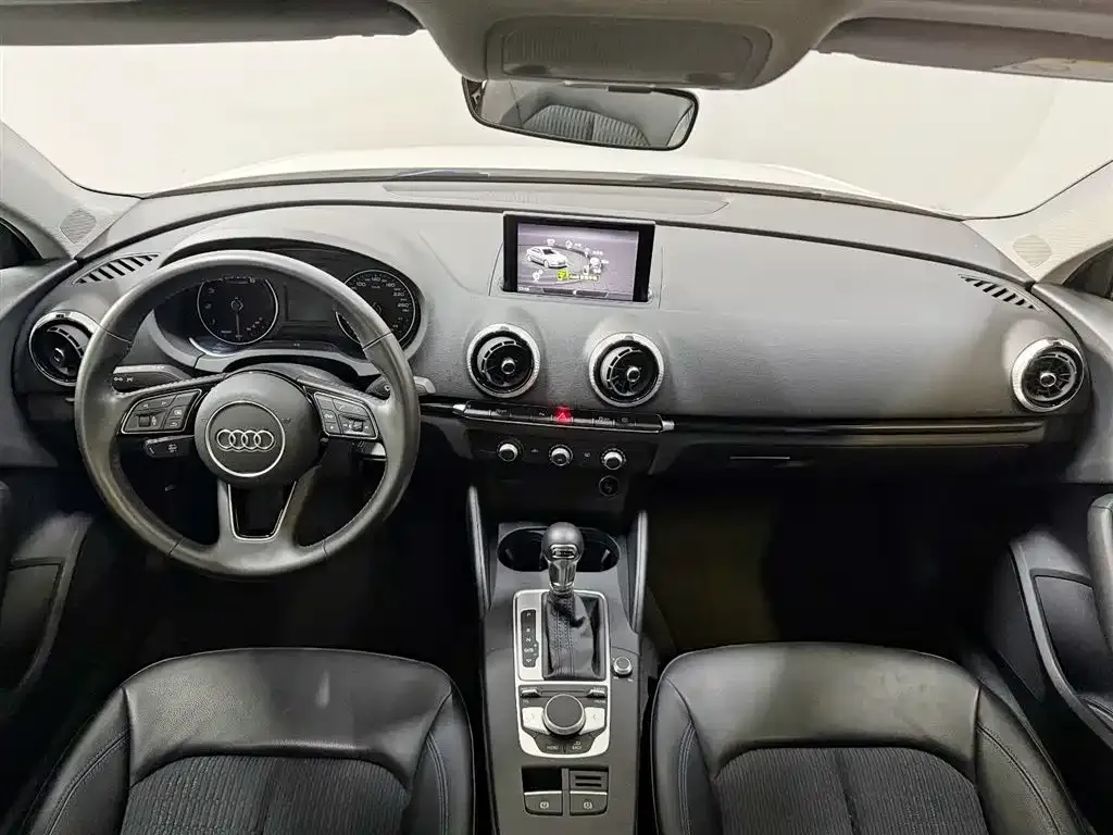 Audi A3 2021 из CN, фото 3
