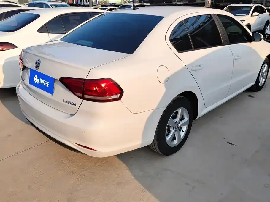 Volkswagen Lavida 2023 из CN, фото 9
