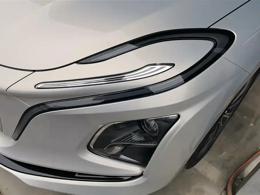 Hongqi E-QM5 2023 из CN, фото 6