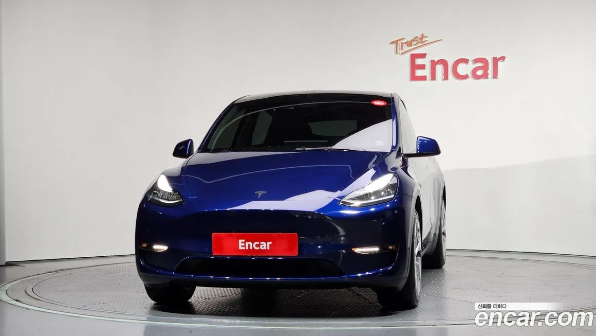 Tesla Model Y — фото 5