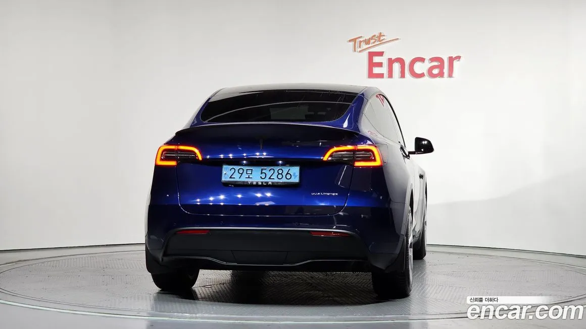 Tesla Model Y — фото 3