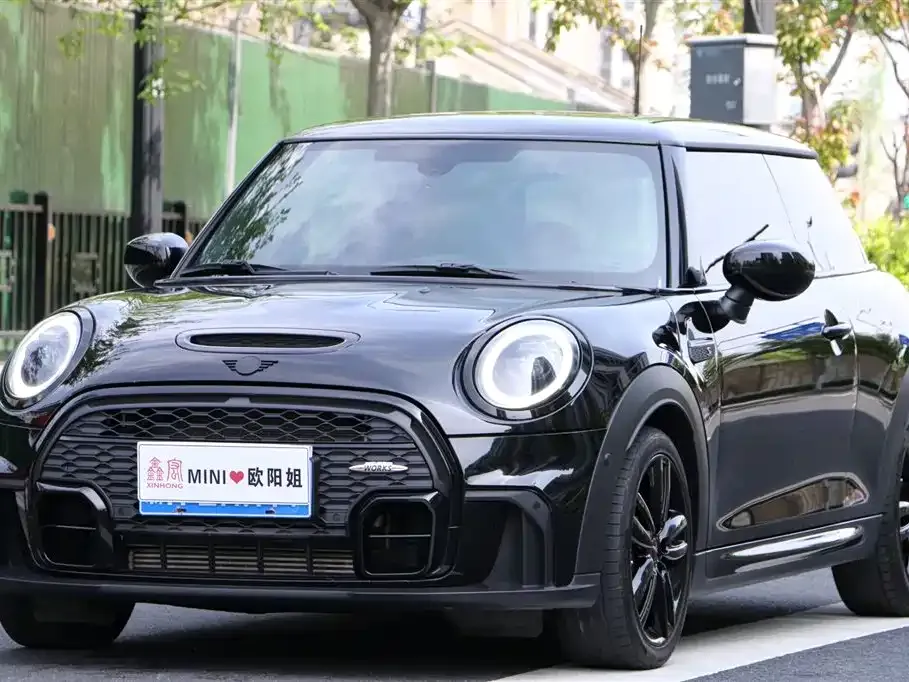 MINI Cooper (3-door) — фото 1