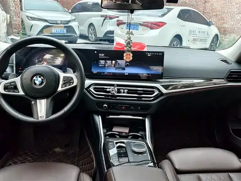 BMW 3 Series 2023 из CN, фото 2