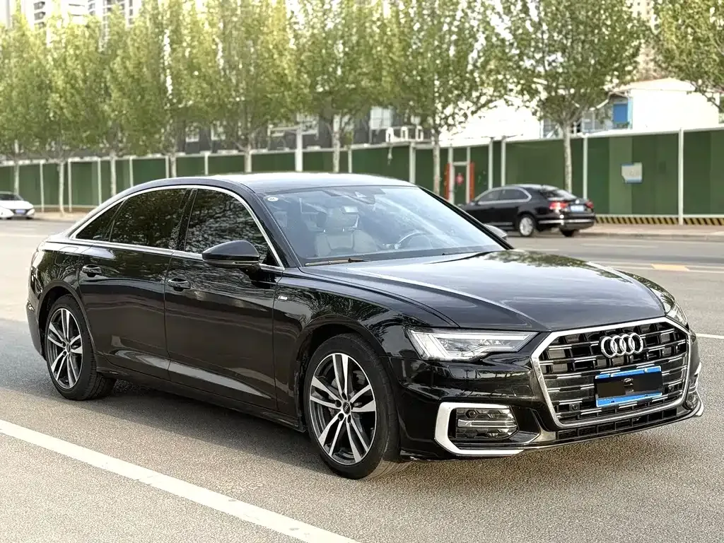 Audi A6L — фото 5