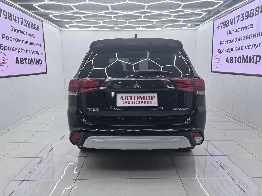 Mitsubishi Outlander — фото 4