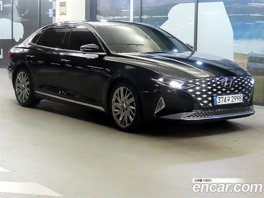 Hyundai Grandeur — фото 1