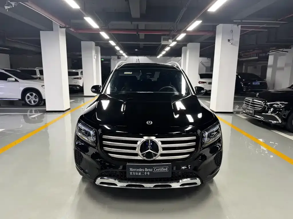 Mercedes-Benz GLB — фото 10