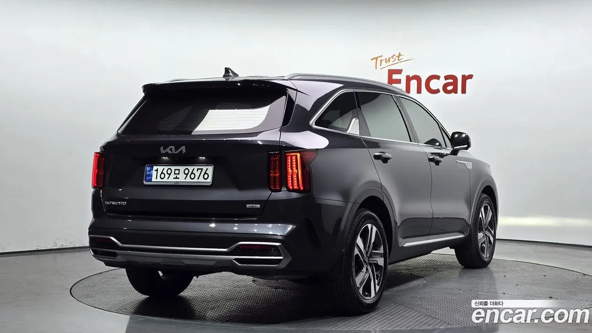 Kia Sorento — фото 10