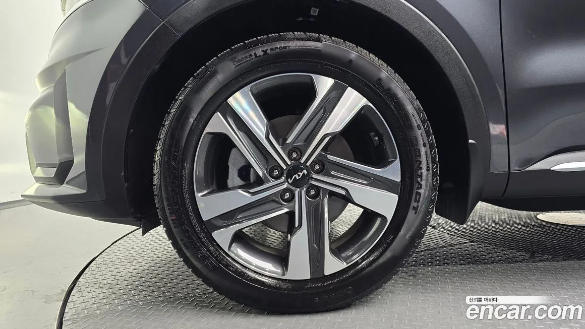 Kia Sorento — фото 8