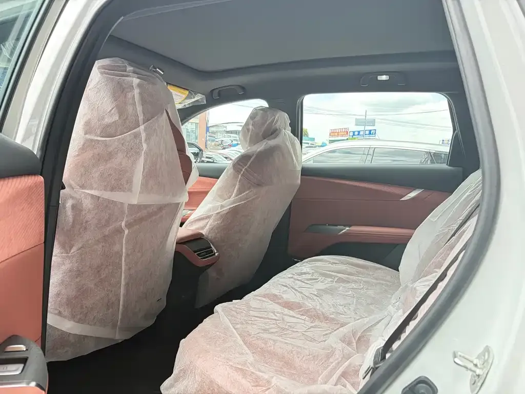 Changan CS75PLUS — фото 3