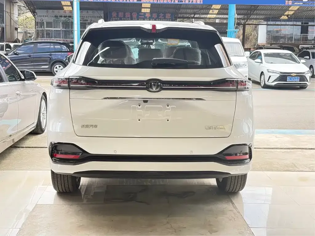 Changan CS75PLUS — фото 4