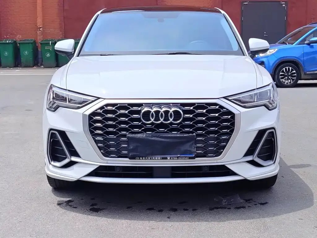 Audi Q3 Sportback 2021 из CN, фото 2