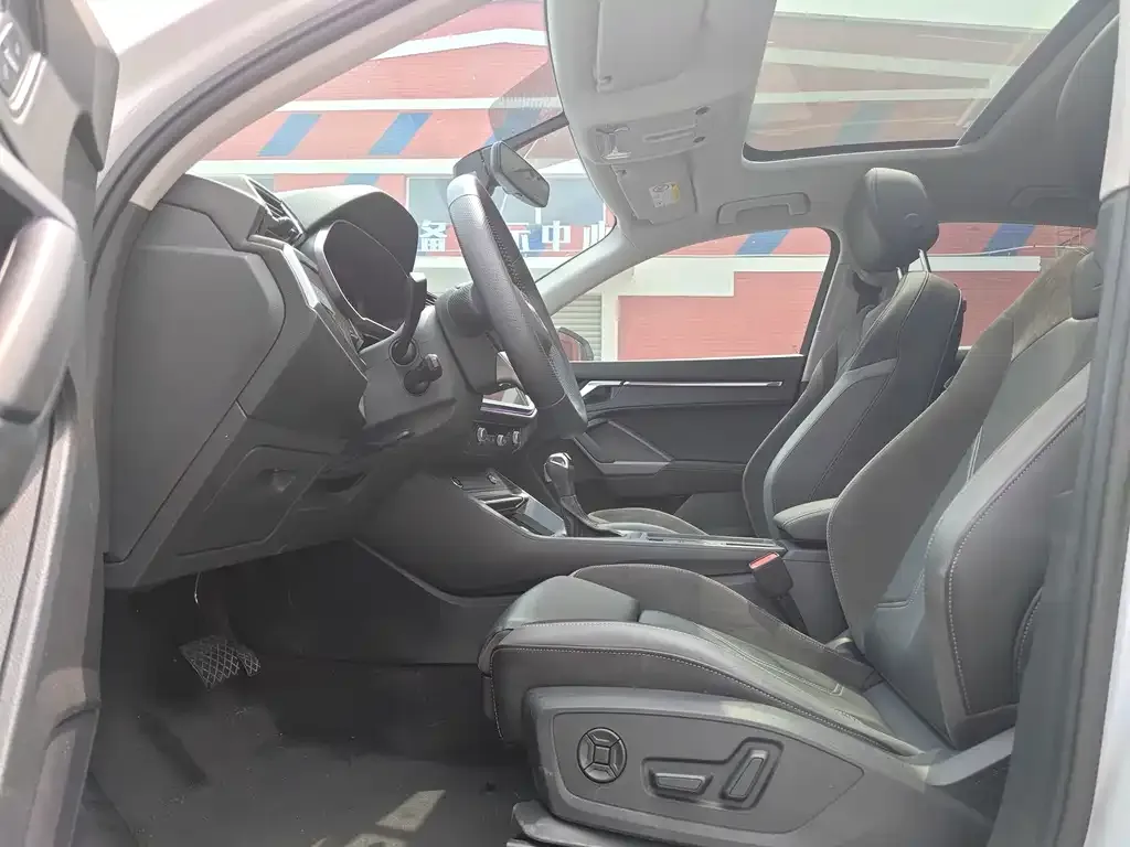 Audi Q3 Sportback 2021 из CN, фото 5