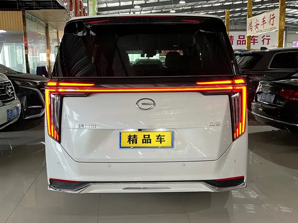 GAC Motor Trumpchi M8 — фото 2