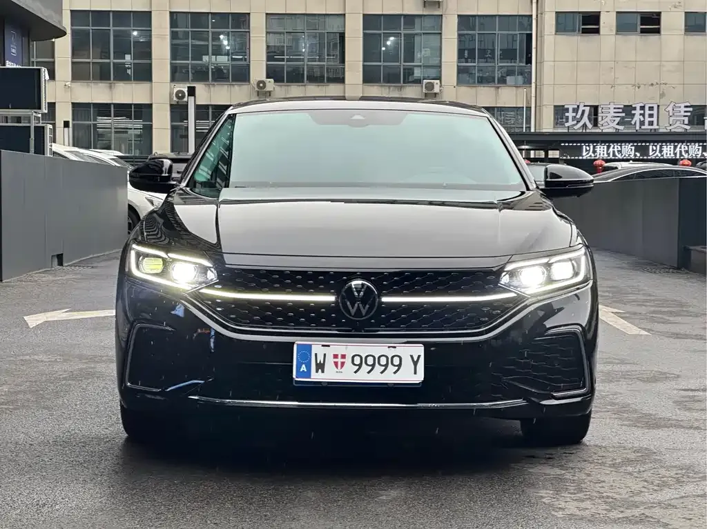 Volkswagen Passat — фото 8