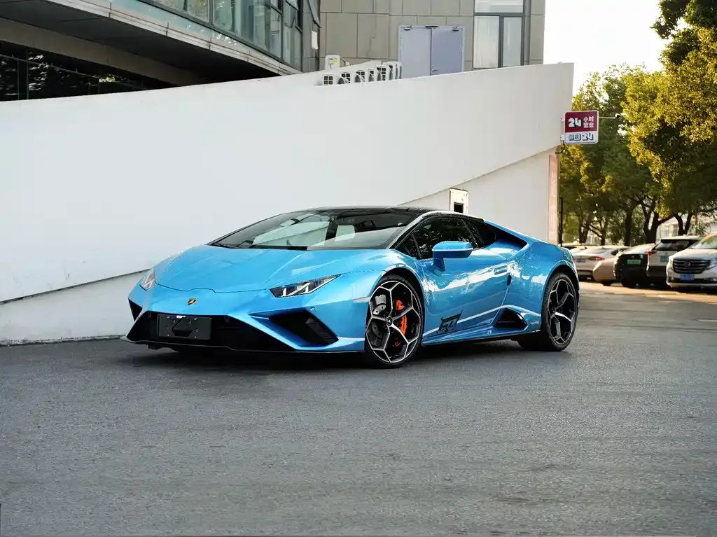 Lamborghini Huracan — фото 1