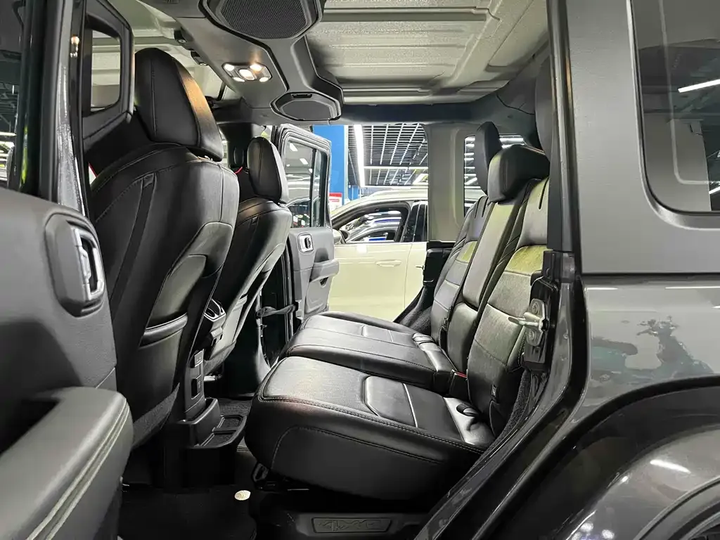 Jeep Wrangler PHEV 2021 из CN, фото 5