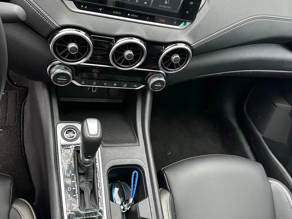 Nissan Sylphy 2022 из CN, фото 9