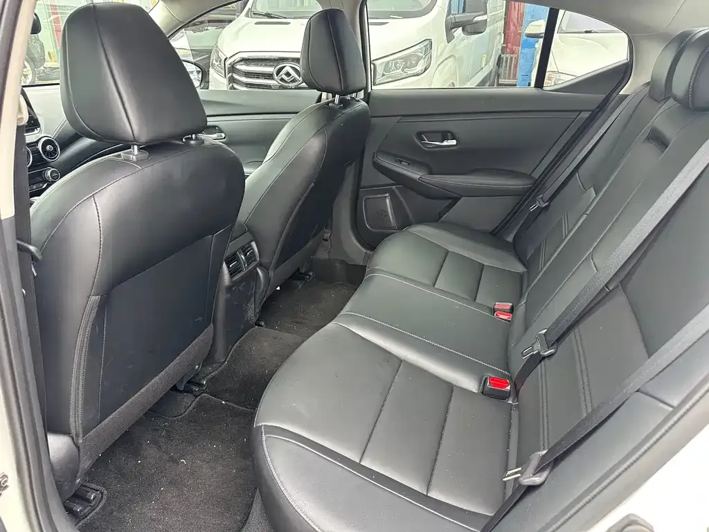Nissan Sylphy 2022 из CN, фото 4