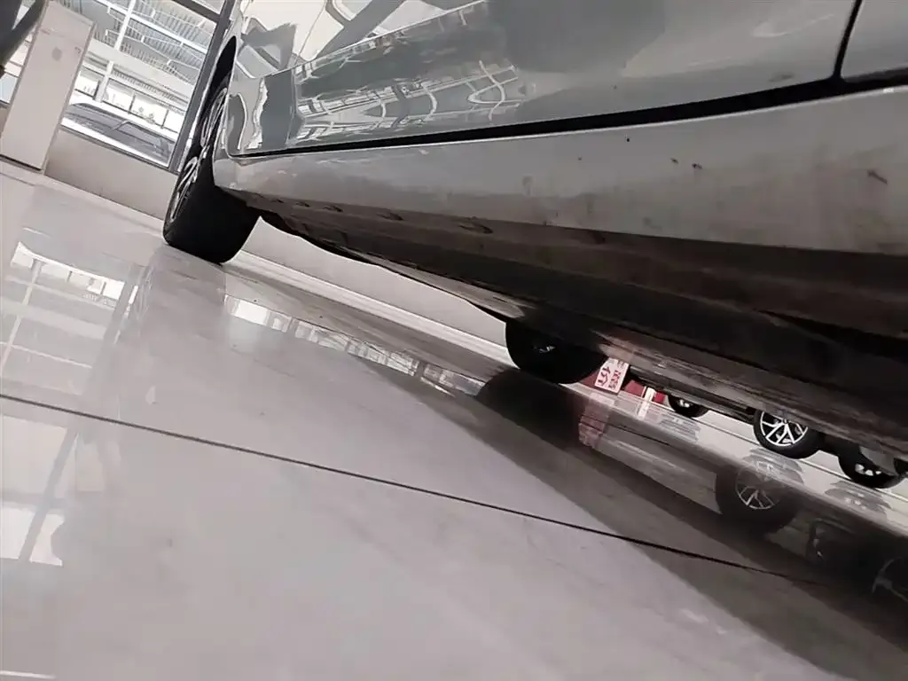 Roewe D6 2025 из CN, фото 4