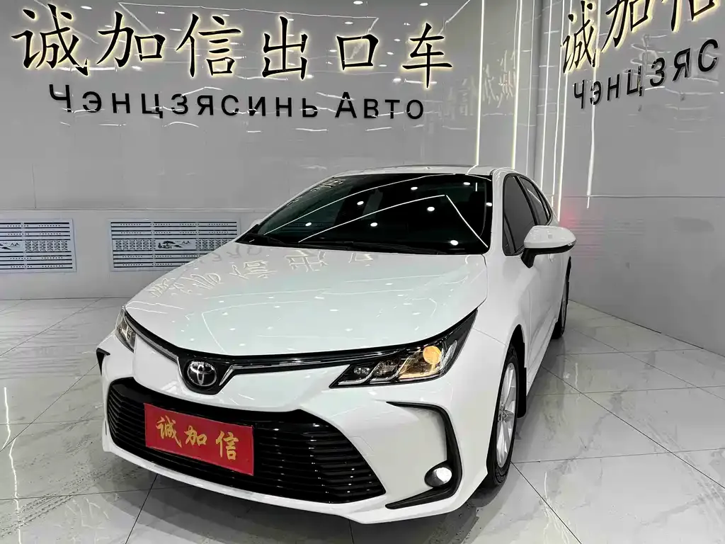 Toyota Corolla — фото 1