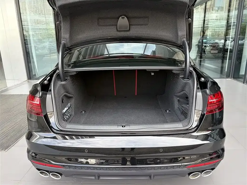 Audi S4 2023 из CN, фото 9