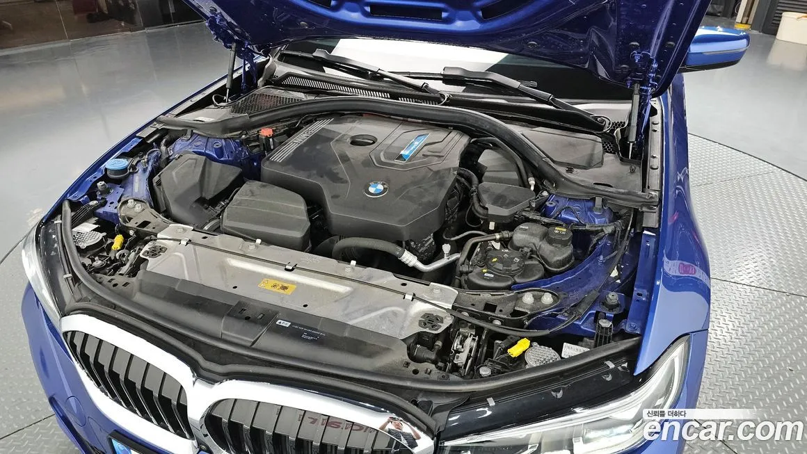 BMW 3-Series 2021 из KR, фото 7