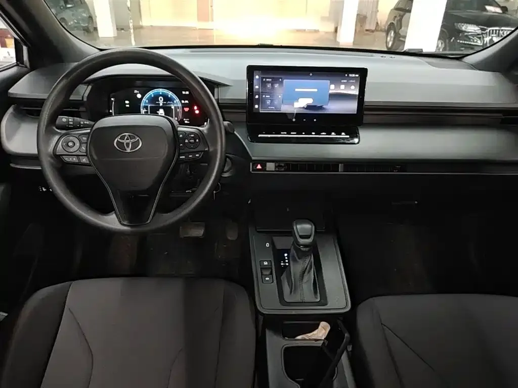Toyota Corolla Cross — фото 3
