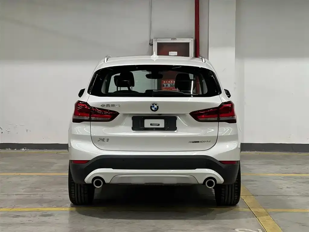 BMW X1 — фото 2