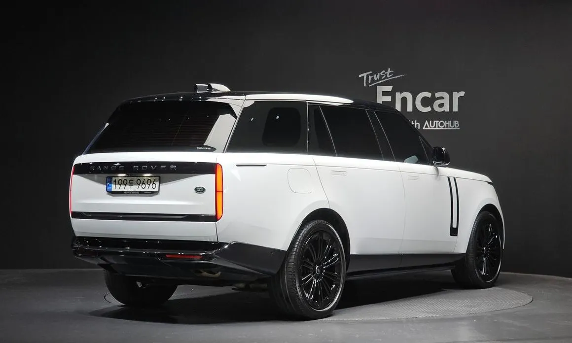 Land Rover Range Rover 2023 из KR, фото 2