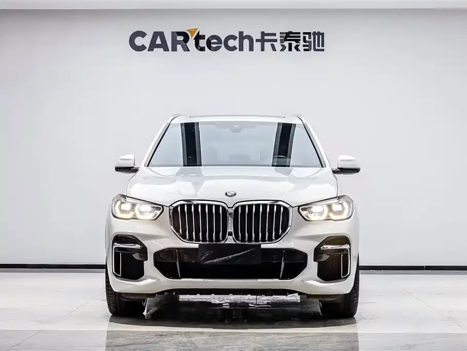 BMW X5 — фото 1