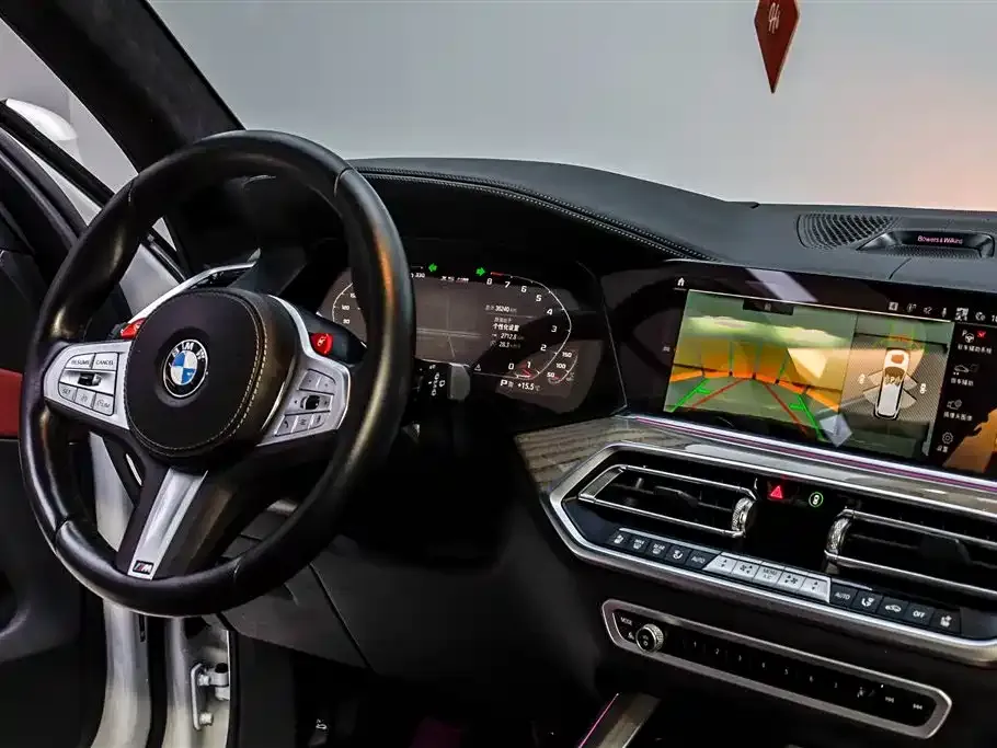 BMW X5 — фото 10