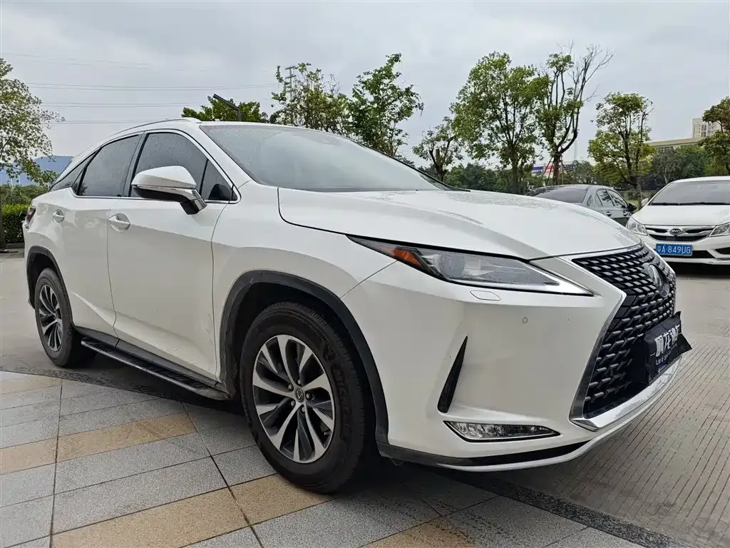 Lexus RX — фото 3