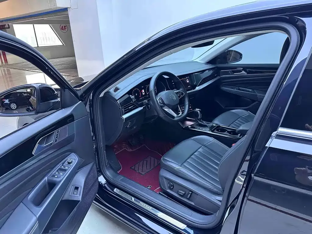 Volkswagen Passat — фото 9